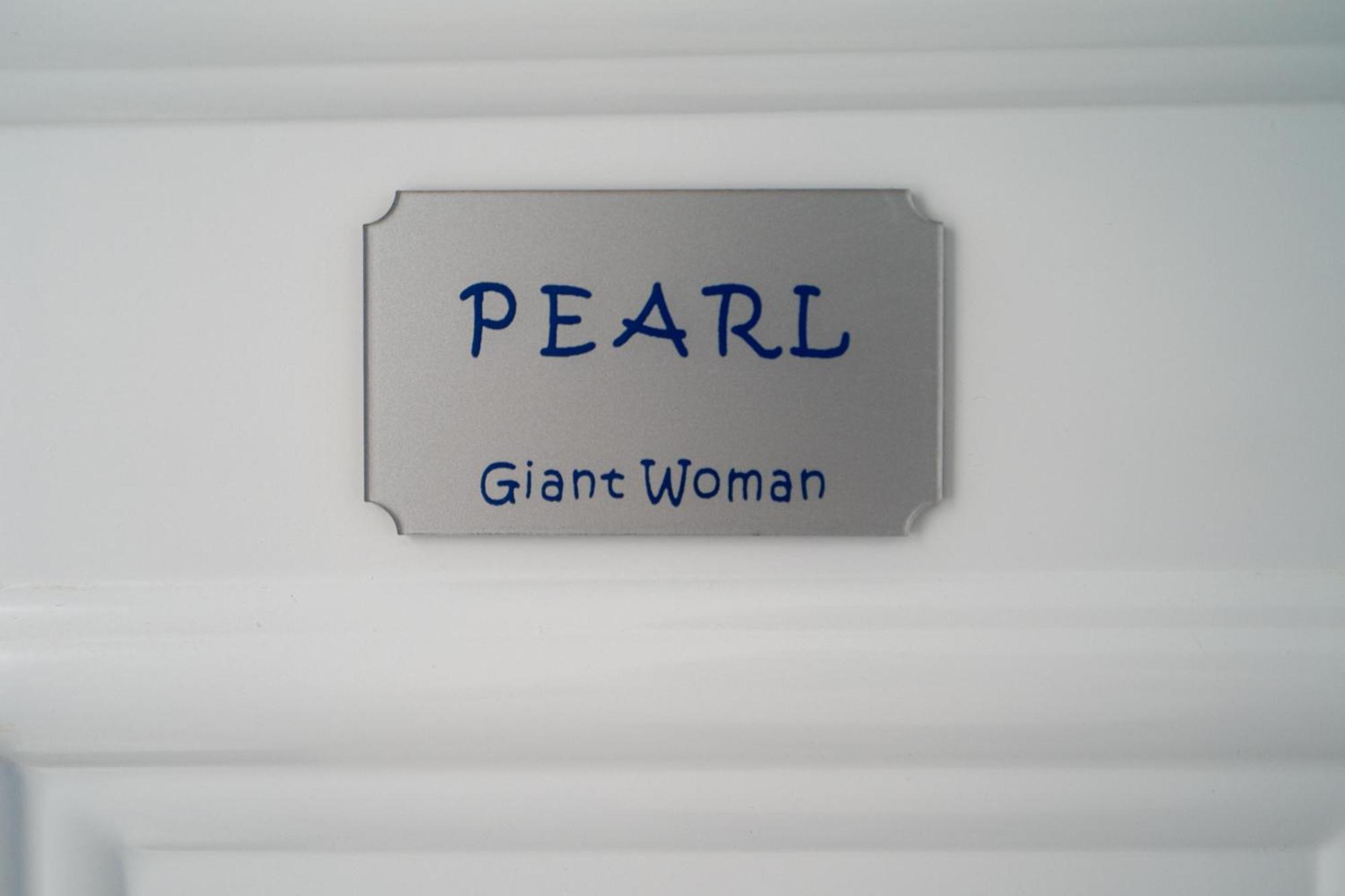 Tsoútsouros Giant Woman 아파트 외부 사진